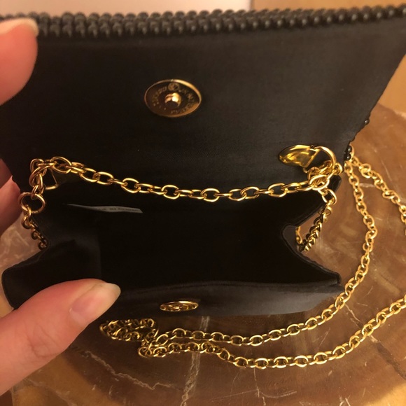 🌺2/$20🌺 Mini purse with long chain!! - Picture 5 of 8
